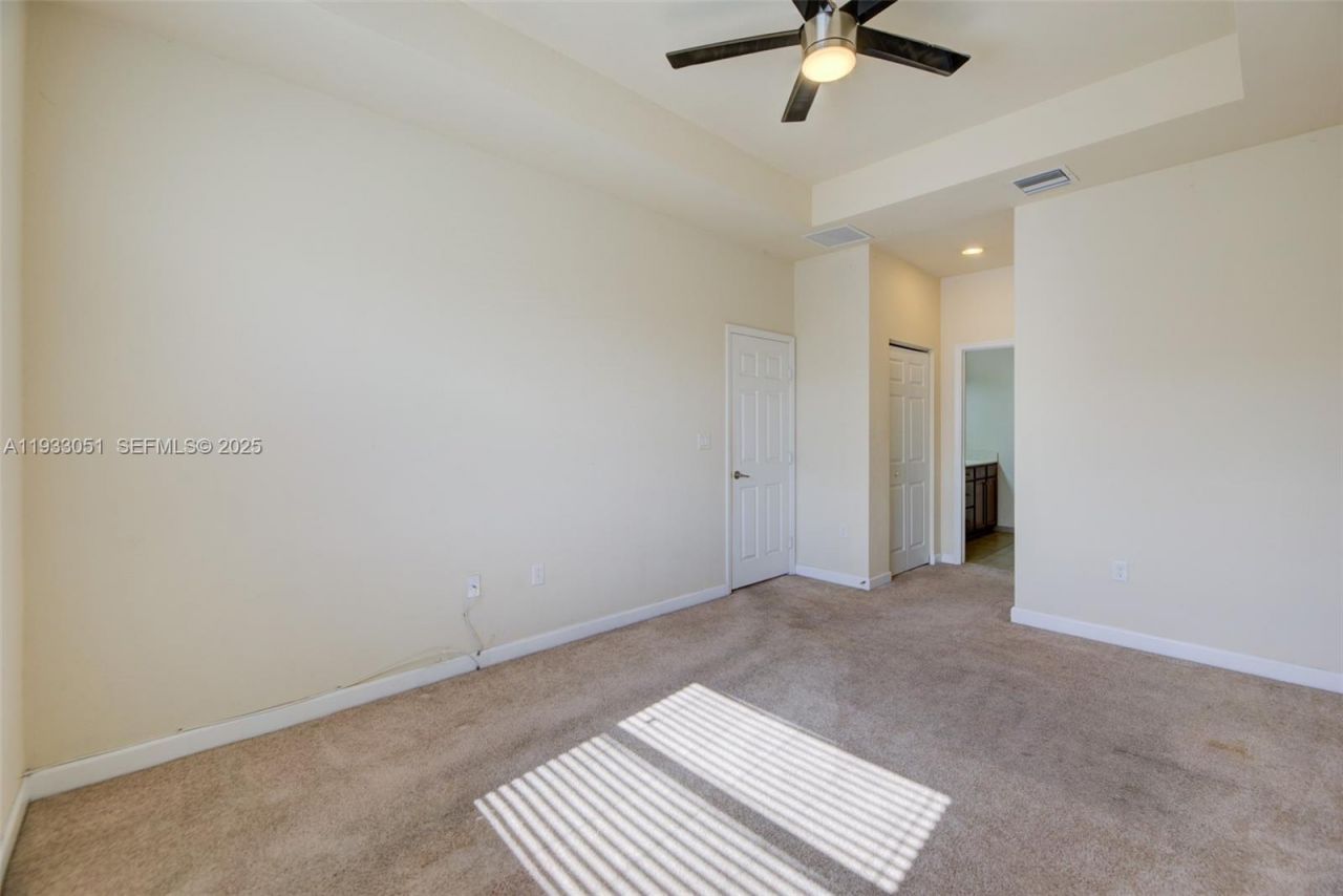 3316 W 91st Ter, Hialeah, FL 33018 Photo