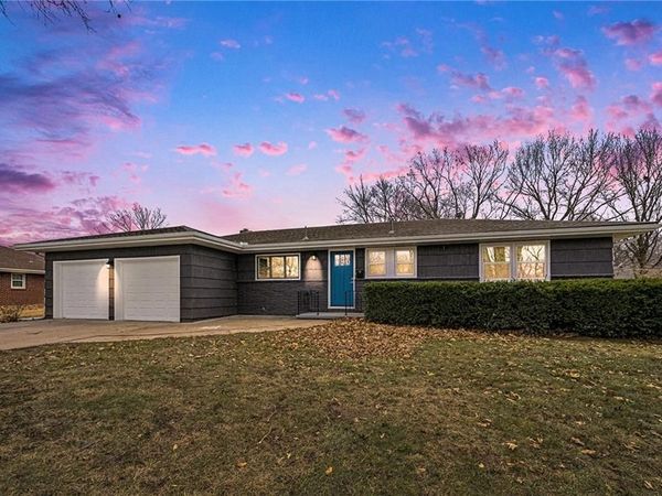 1933 N 83rd Terrace, Kansas City, KS 66112