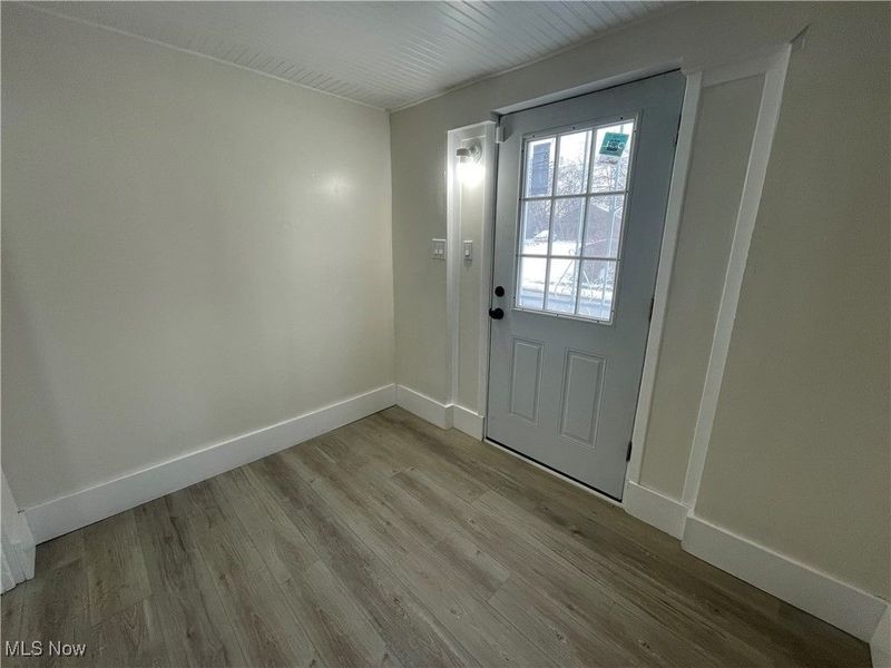 9703 Elwell Avenue, Cleveland, OH 44104 Photo 13