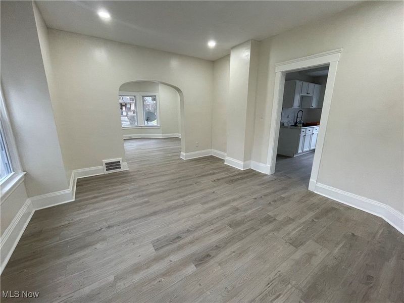 9703 Elwell Avenue, Cleveland, OH 44104 Photo 15