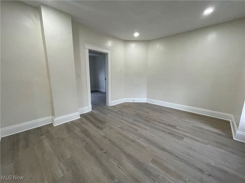 9703 Elwell Avenue, Cleveland, OH 44104 Photo 16