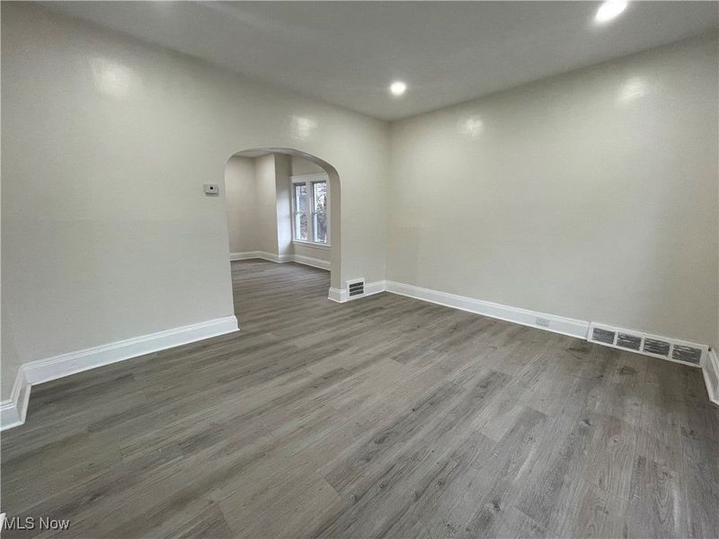 9703 Elwell Avenue, Cleveland, OH 44104 Photo 20