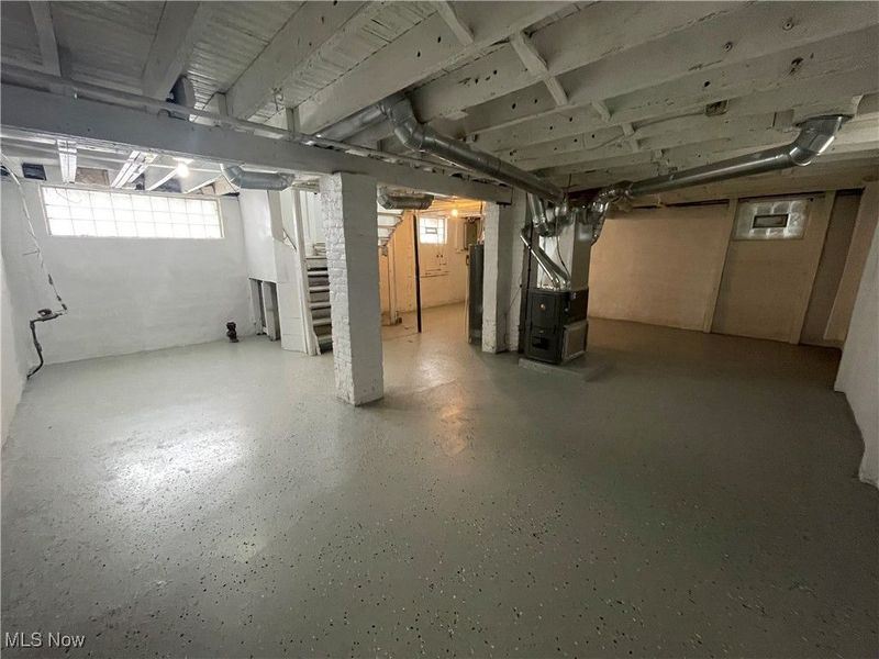 9703 Elwell Avenue, Cleveland, OH 44104 Photo 33