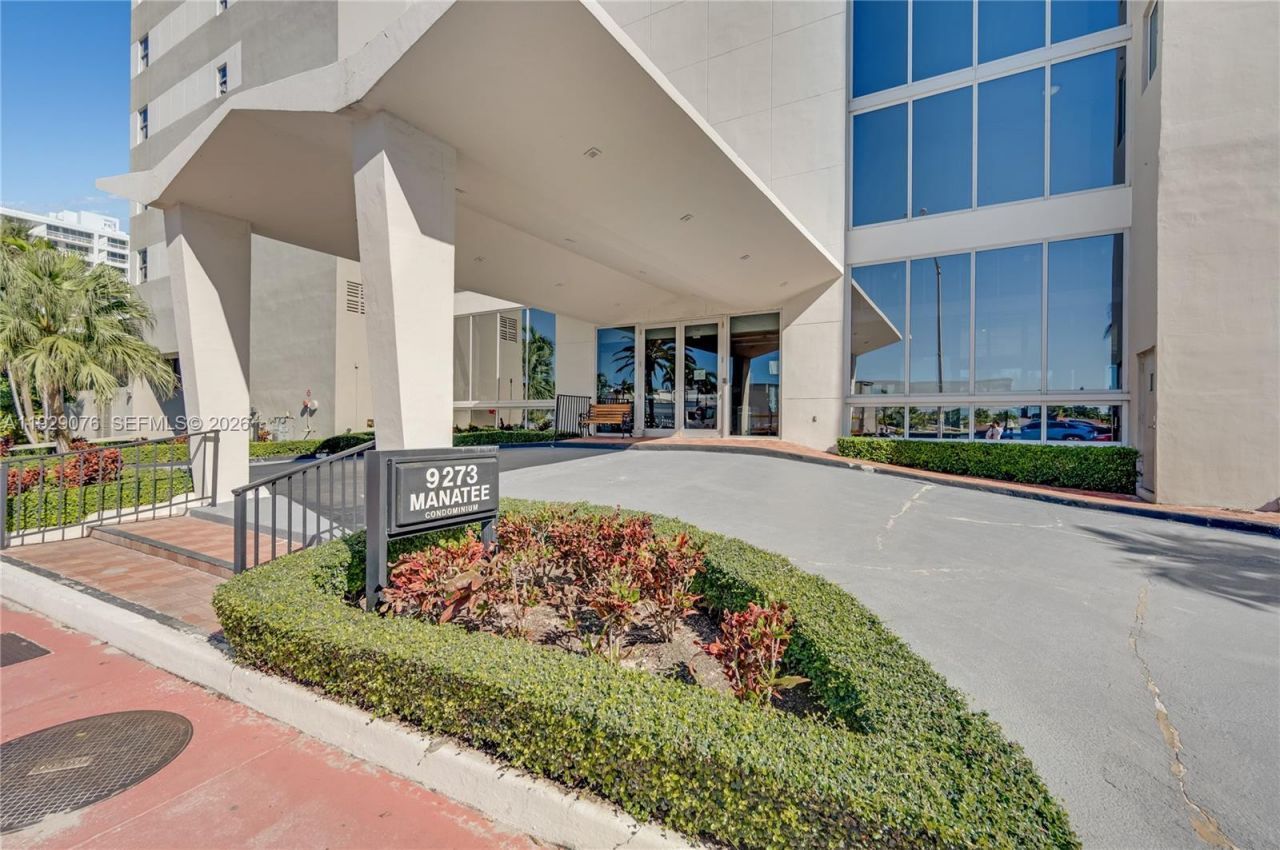 9273 Collins Ave, Unit 408, Surfside, FL 33154 Photo