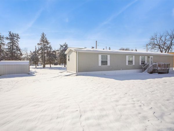 111 W 1st Street, Bouton, IA 50039