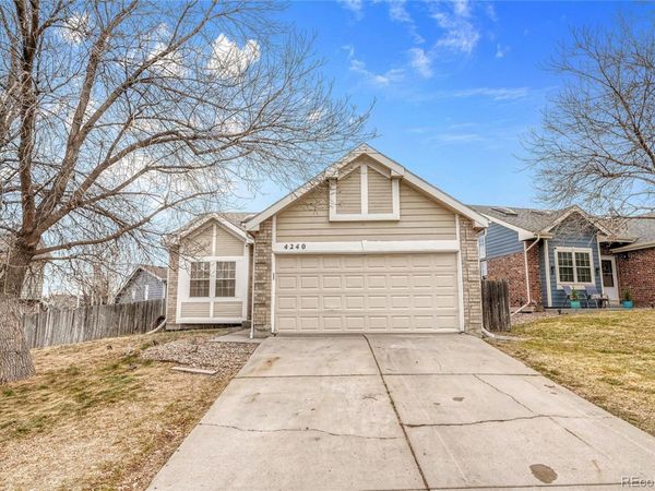 4240 S Ireland Street, Aurora, CO 80013