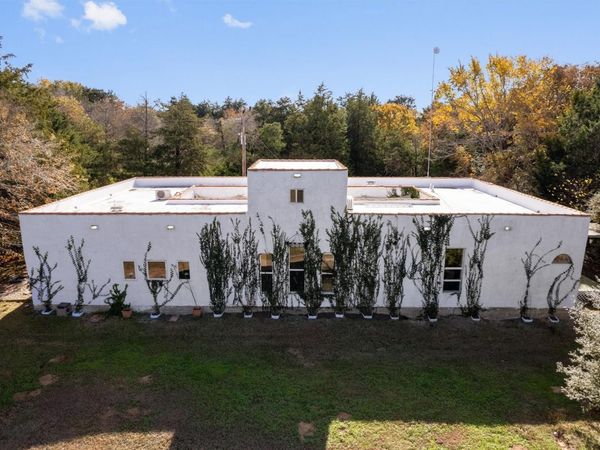 4992 Fm 1624, Lexington, TX 78947