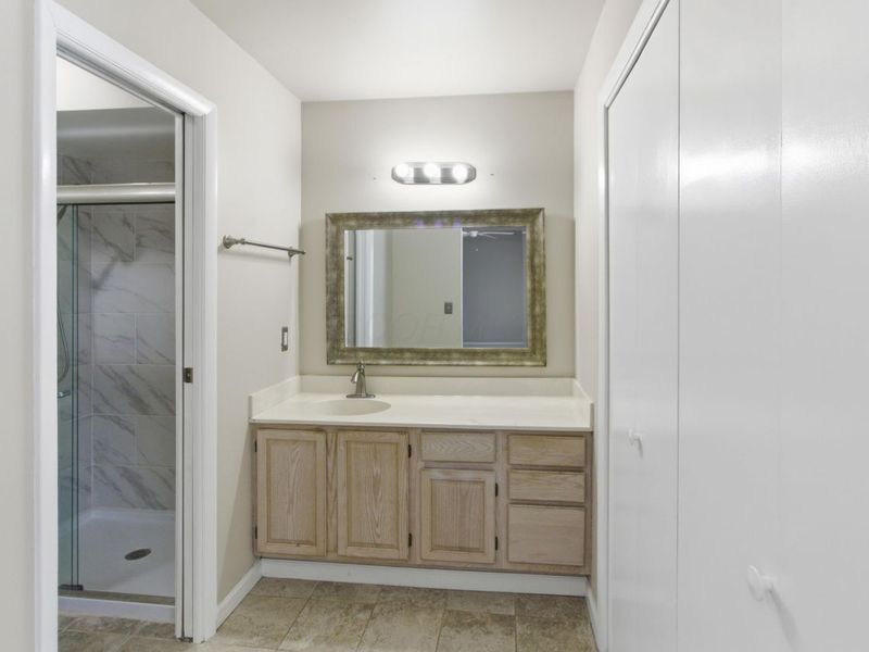 1512 Lafayette Drive, Unit B, Columbus, OH 43220 Photo 11