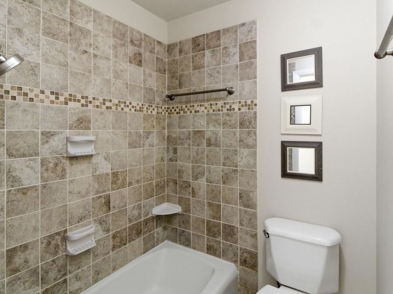 1512 Lafayette Drive, Unit B, Columbus, OH 43220 Photo 19