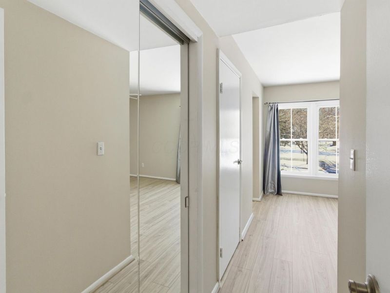 1512 Lafayette Drive, Unit B, Columbus, OH 43220 Photo 8