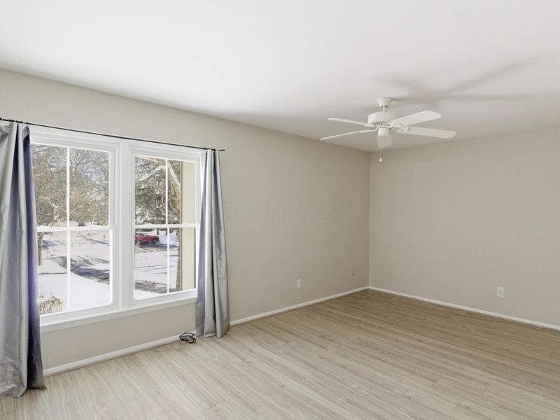 1512 Lafayette Drive, Unit B, Columbus, OH 43220 Photo 9