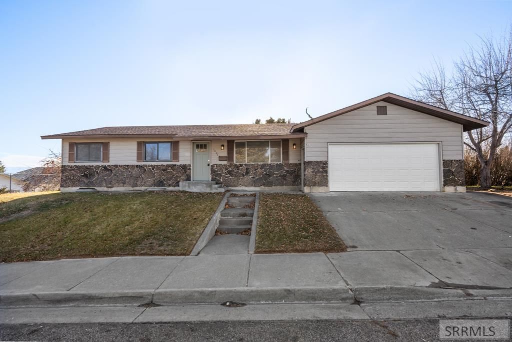 1655 Olympia Drive, Idaho Falls, ID 83402 Main Photo