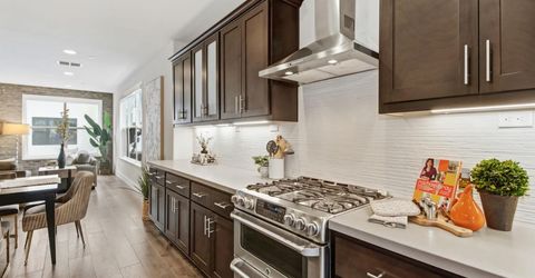 1019 Ice Cream Ln, Sacramento, CA 95814 Photo