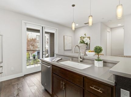 1019 Ice Cream Ln, Sacramento, CA 95814 Photo