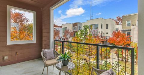 1019 Ice Cream Ln, Sacramento, CA 95814 Photo