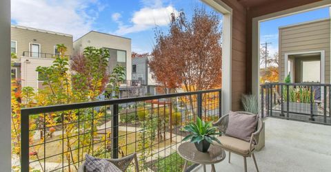 1019 Ice Cream Ln, Sacramento, CA 95814 Photo
