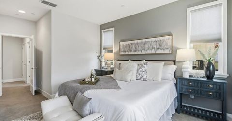 1019 Ice Cream Ln, Sacramento, CA 95814 Photo