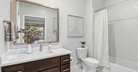 1019 Ice Cream Ln, Sacramento, CA 95814 Photo
