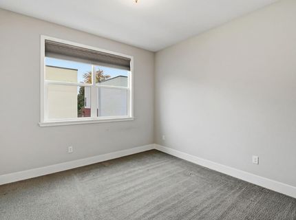 1019 Ice Cream Ln, Sacramento, CA 95814 Photo