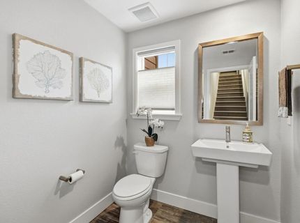 1019 Ice Cream Ln, Sacramento, CA 95814 Photo