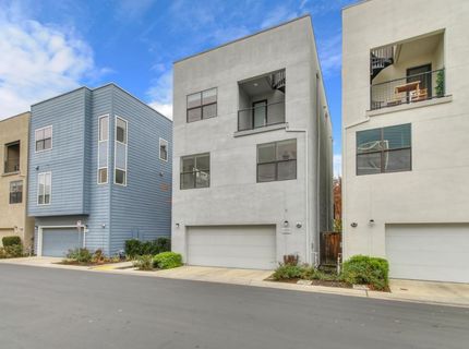 1019 Ice Cream Ln, Sacramento, CA 95814 Photo