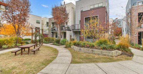 1019 Ice Cream Ln, Sacramento, CA 95814 Photo