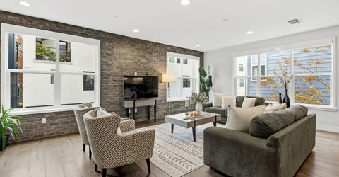 1019 Ice Cream Ln, Sacramento, CA 95814 Photo
