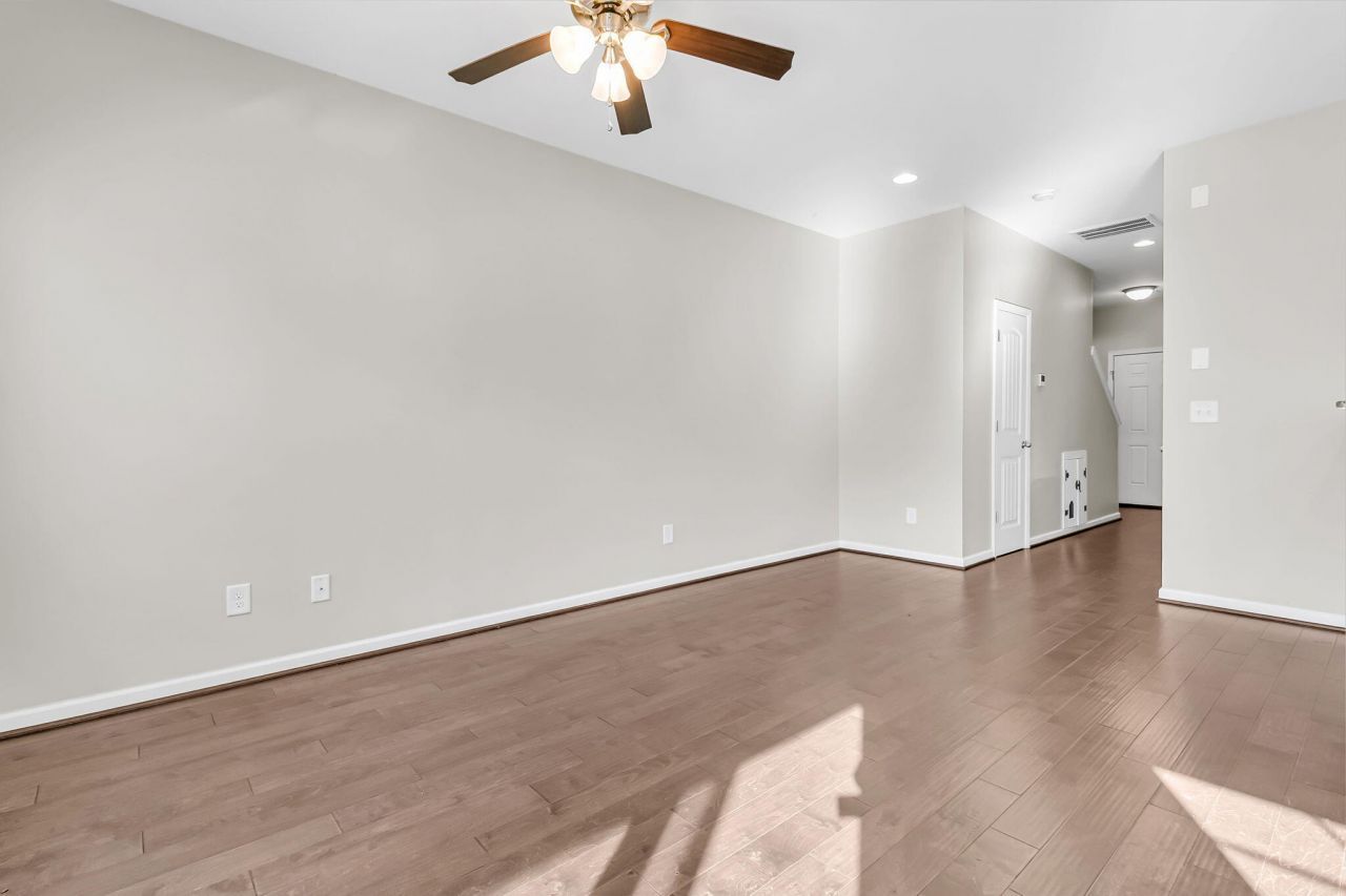 494 Truman Drive Photo 19