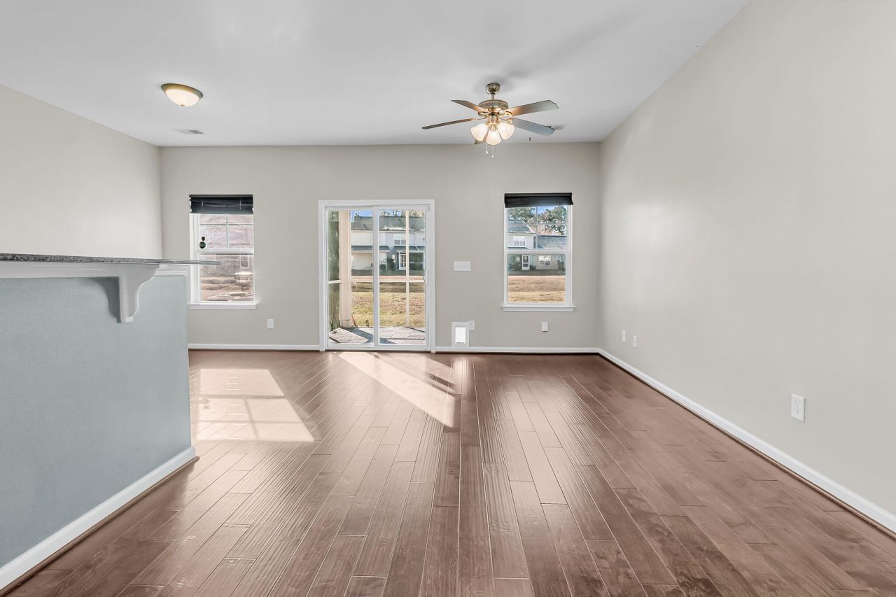 494 Truman Drive Photo 4