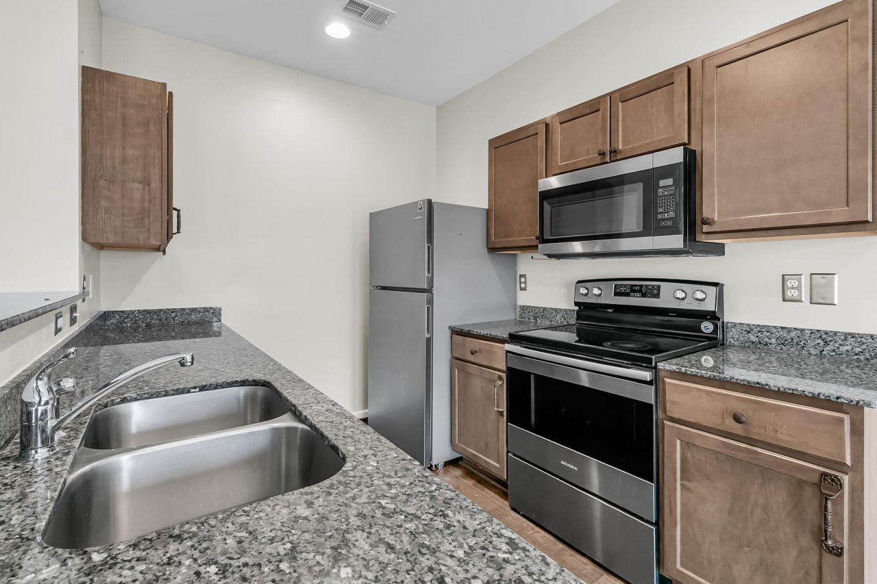 494 Truman Drive Photo 6