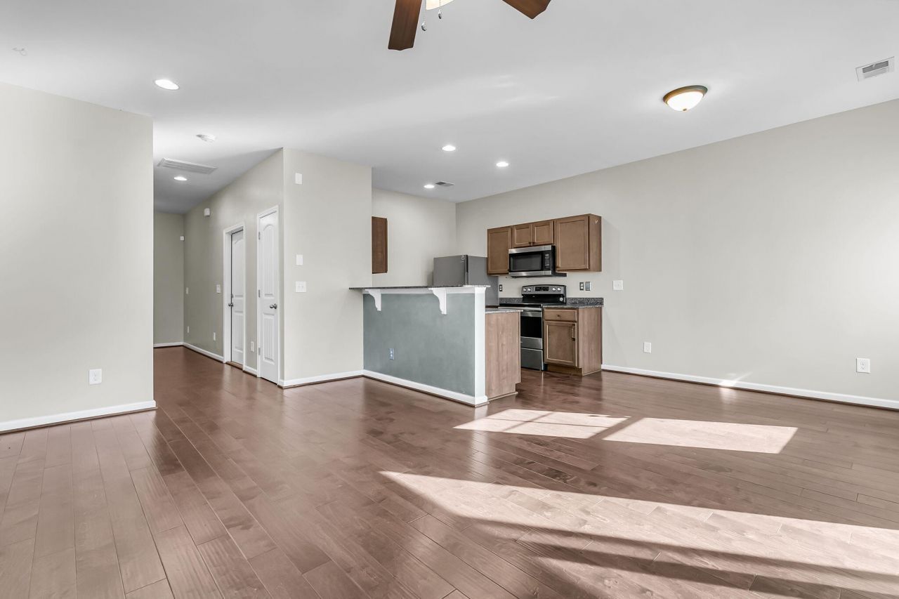 494 Truman Drive Photo 7