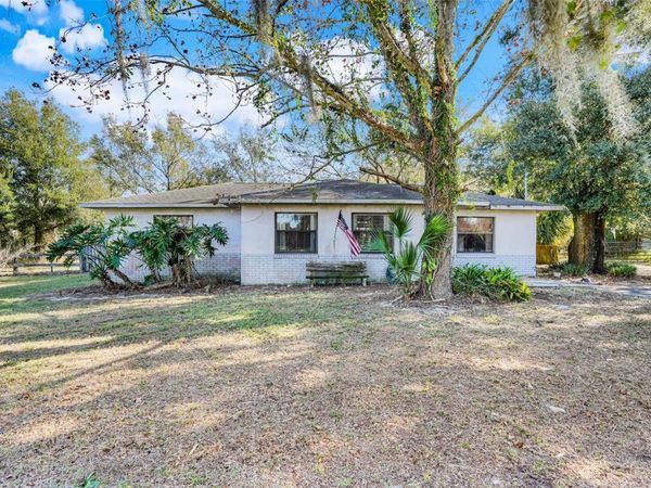 37032 GRAYS AIRPORT ROAD, LADY LAKE, FL 32159