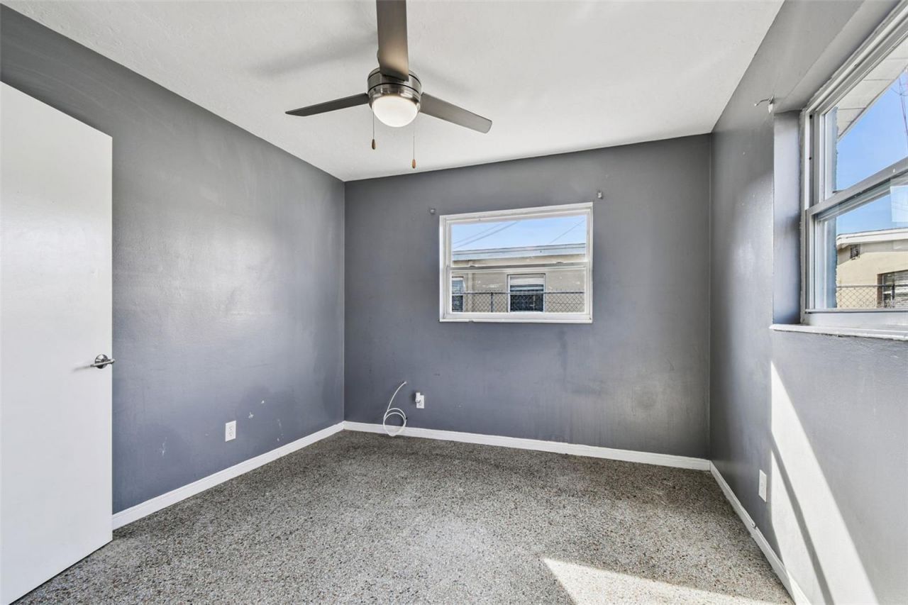 6538 42nd Avenue N, Kenneth City, FL 33709 Photo