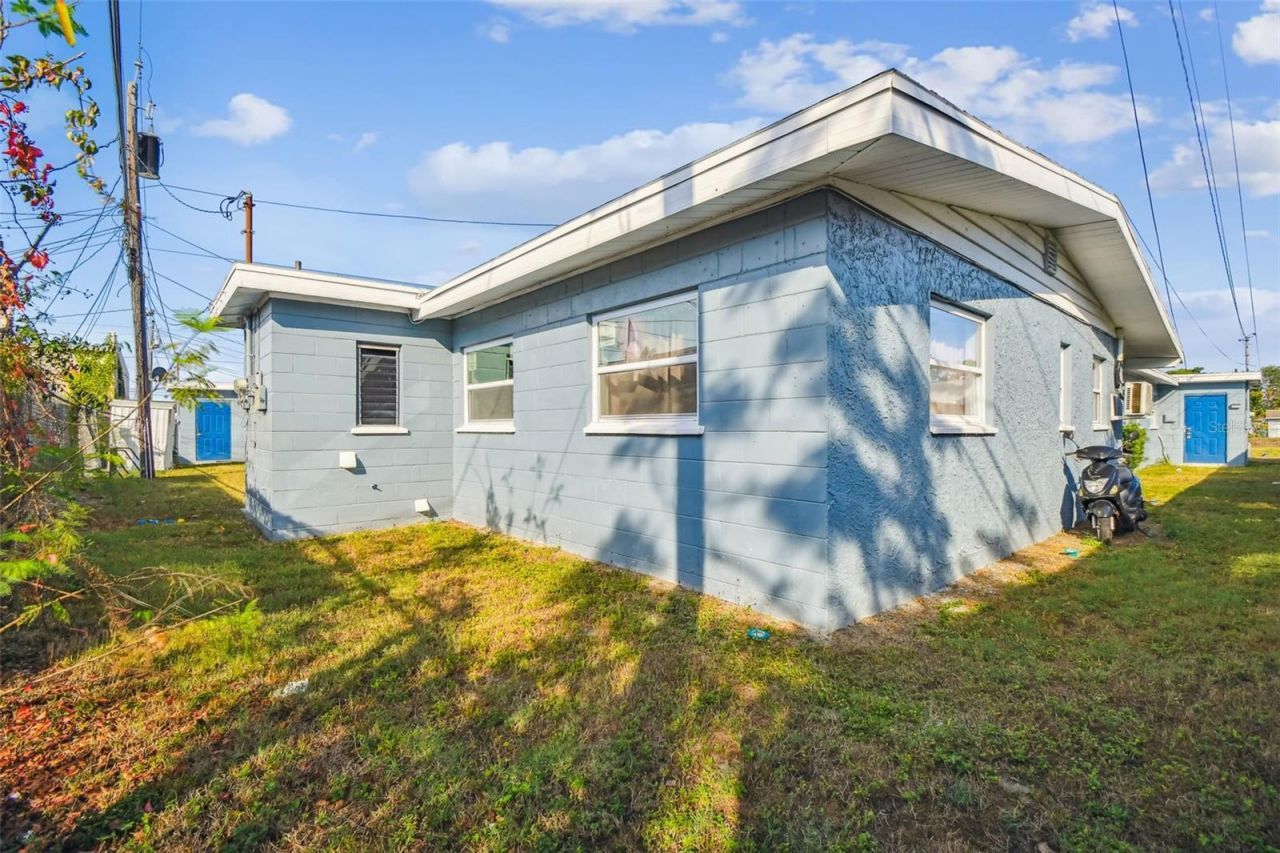 6538 42nd Avenue N, Kenneth City, FL 33709 Photo