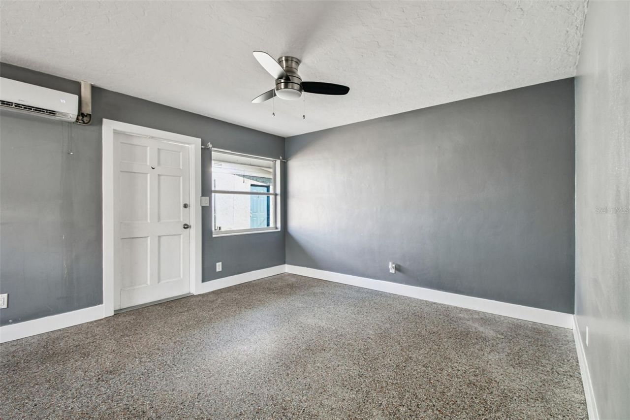 6538 42nd Avenue N, Kenneth City, FL 33709 Photo