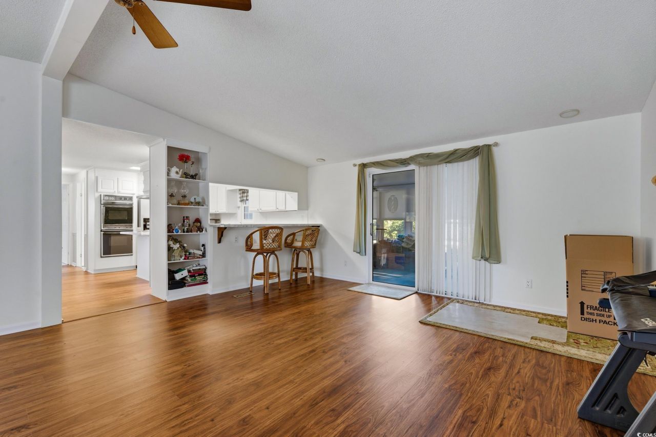 3200 Santee Dr. Photo 10