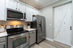 107 Cableswynd Way photo 4