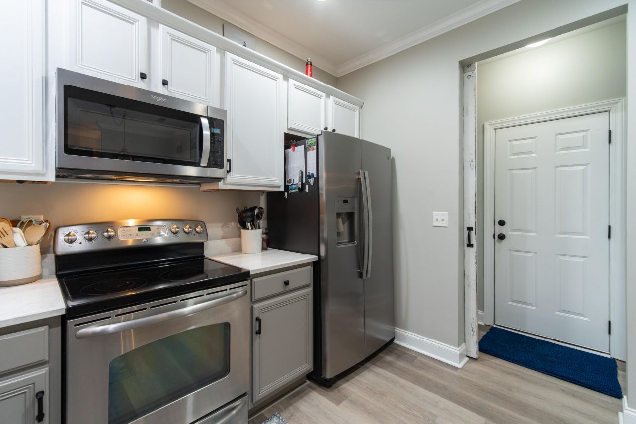 107 Cableswynd Way Photo 6