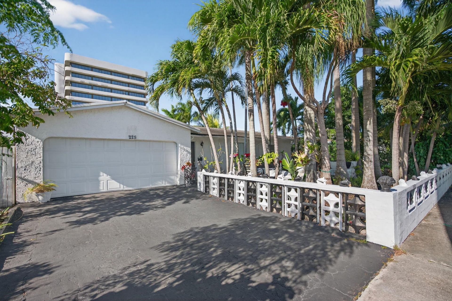 225 S Sequoia Drive, West Palm Beach, FL 33409 Photo