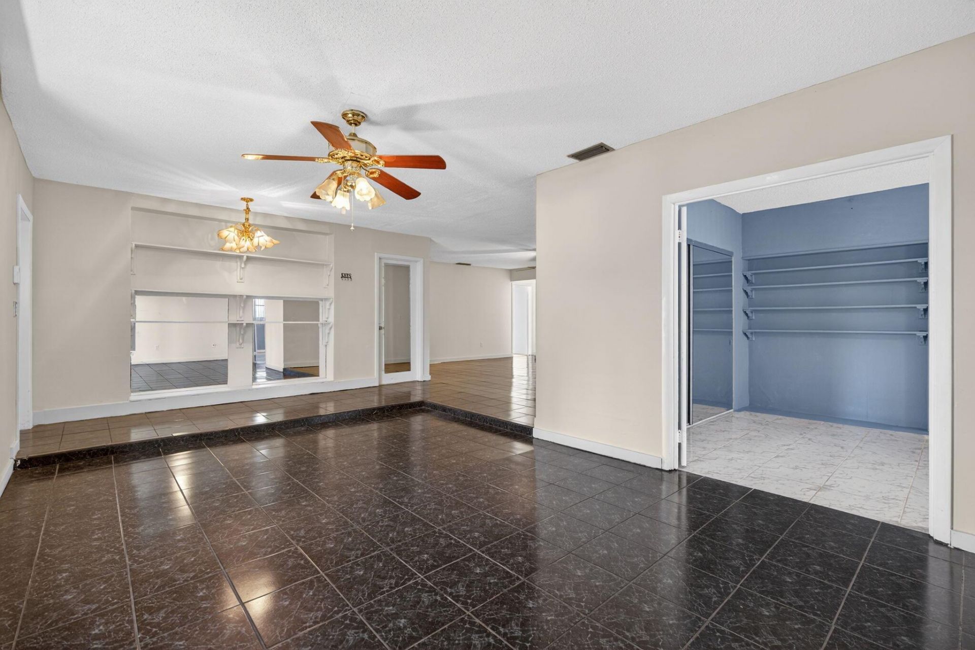 225 S Sequoia Drive, West Palm Beach, FL 33409 Photo