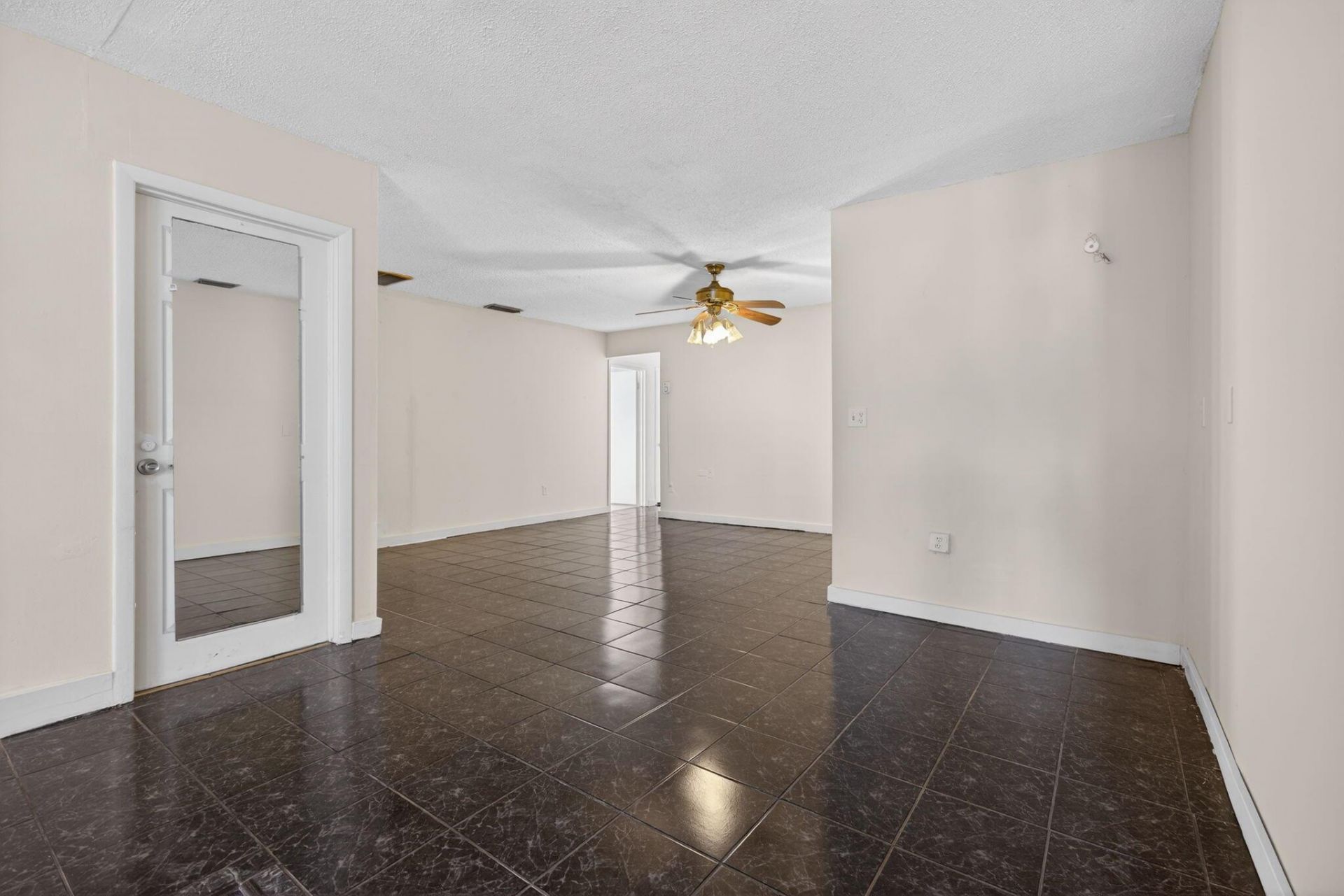 225 S Sequoia Drive, West Palm Beach, FL 33409 Photo