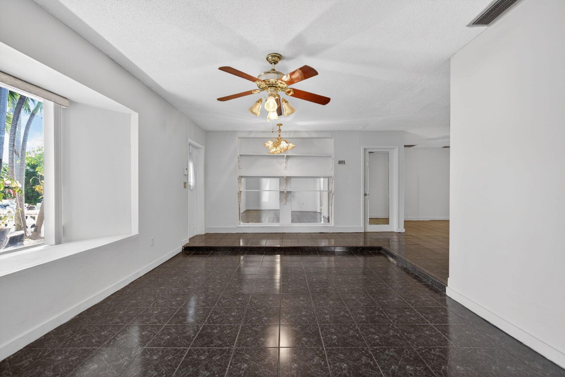 225 S Sequoia Drive, West Palm Beach, FL 33409 Photo