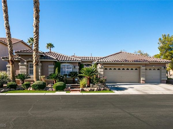 9413 Empire Rock Street, Las Vegas, NV 89143
