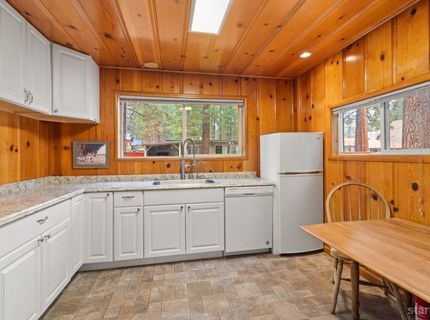 2520 Osborne Avenue, South Lake Tahoe, CA 96150 Photo