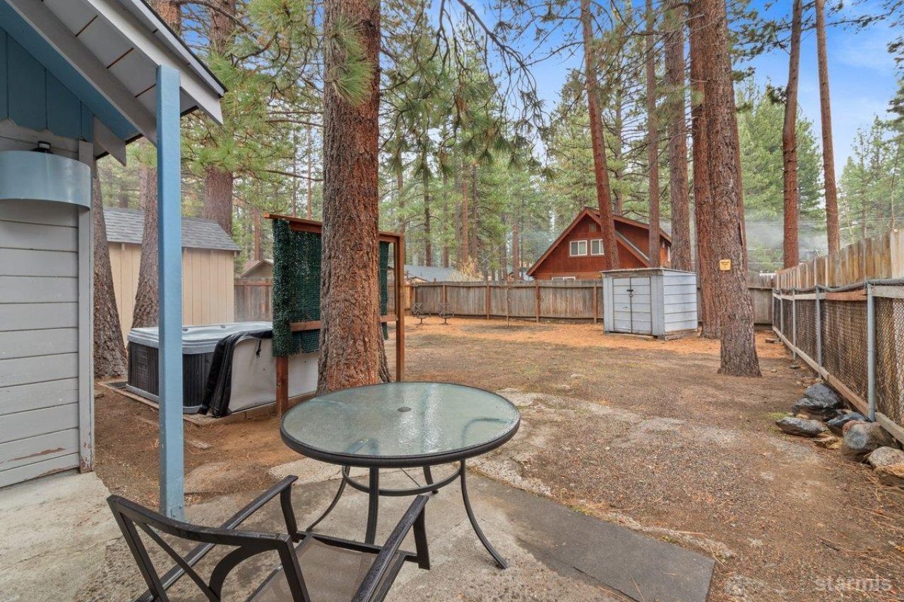 2520 Osborne Avenue, South Lake Tahoe, CA 96150 Photo