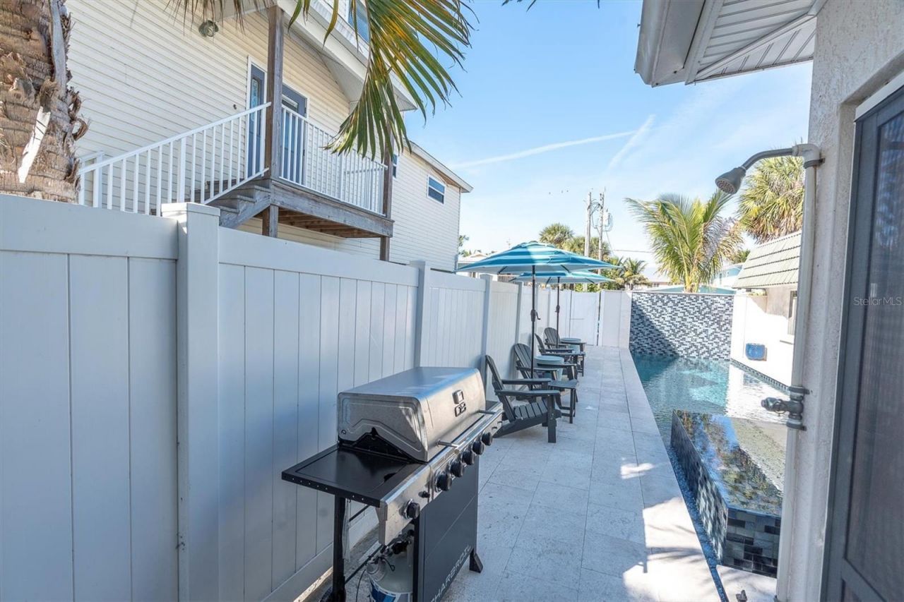 519 South Drive, Anna Maria, FL 34216 Photo