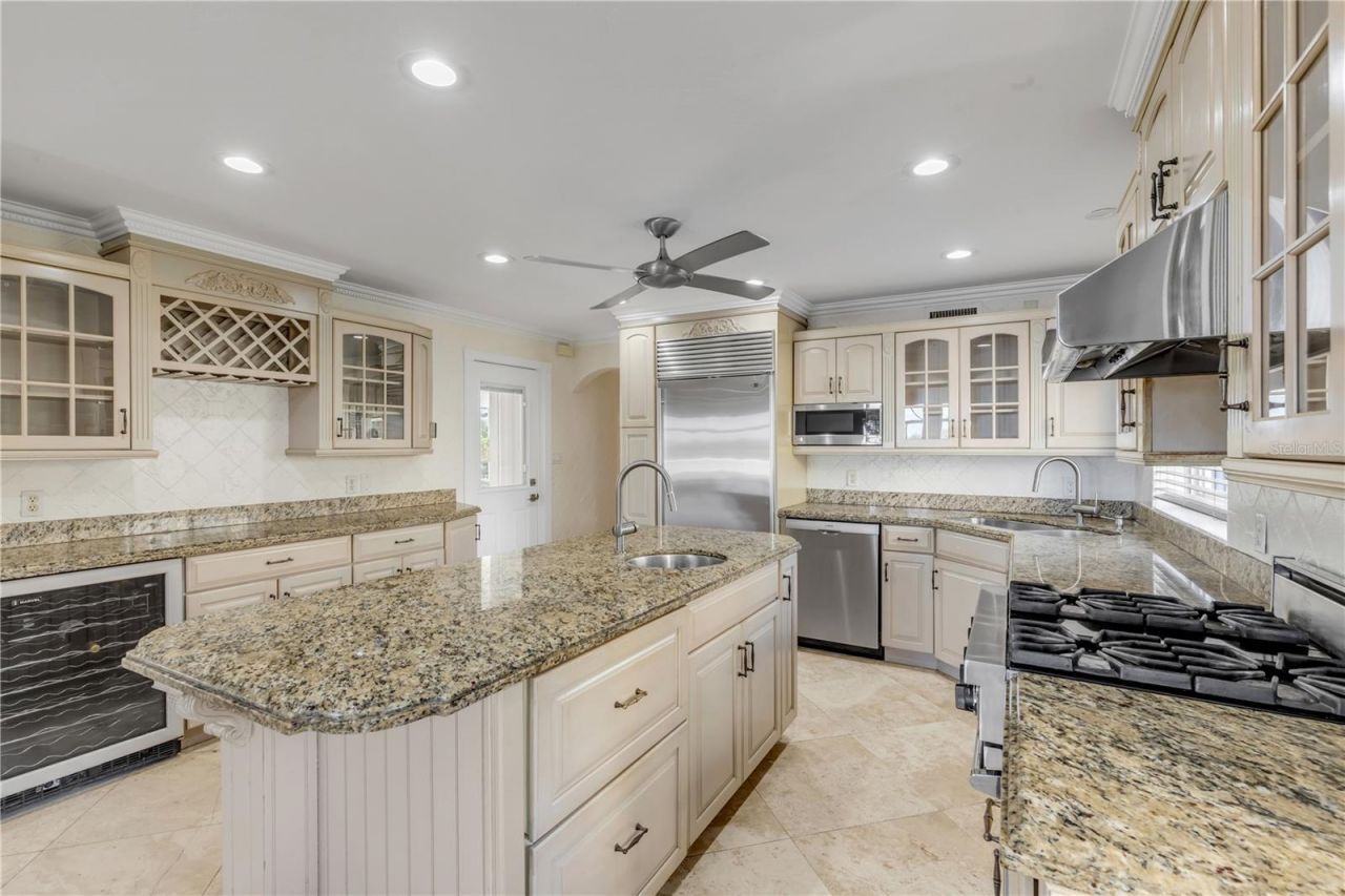 2117 Ocean Drive, New Smyrna Beach, FL 32169 Photo