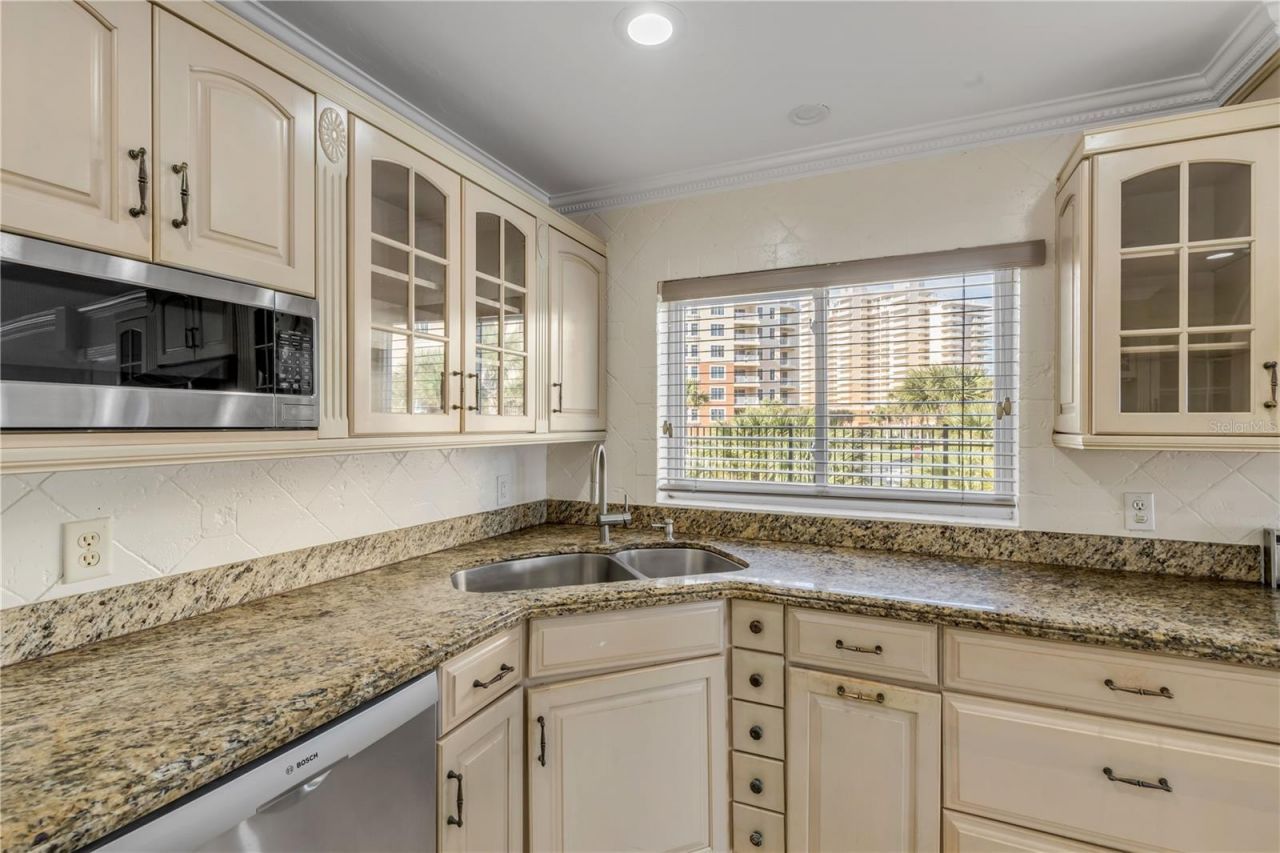 2117 Ocean Drive, New Smyrna Beach, FL 32169 Photo