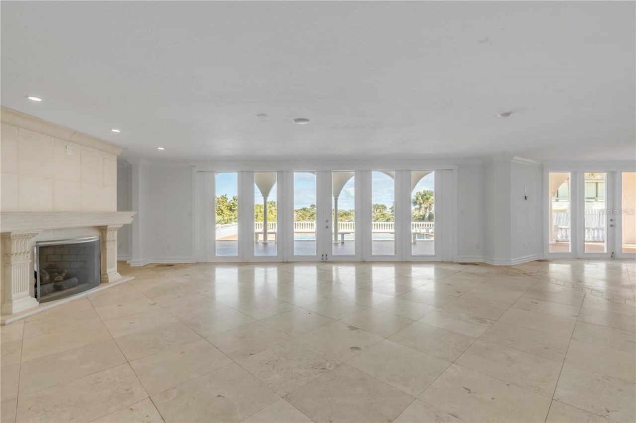 2117 Ocean Drive, New Smyrna Beach, FL 32169 Photo