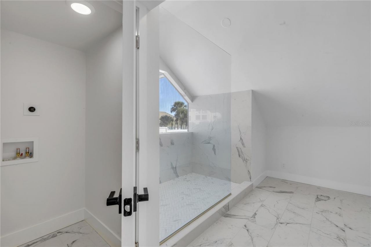 2117 Ocean Drive, New Smyrna Beach, FL 32169 Photo